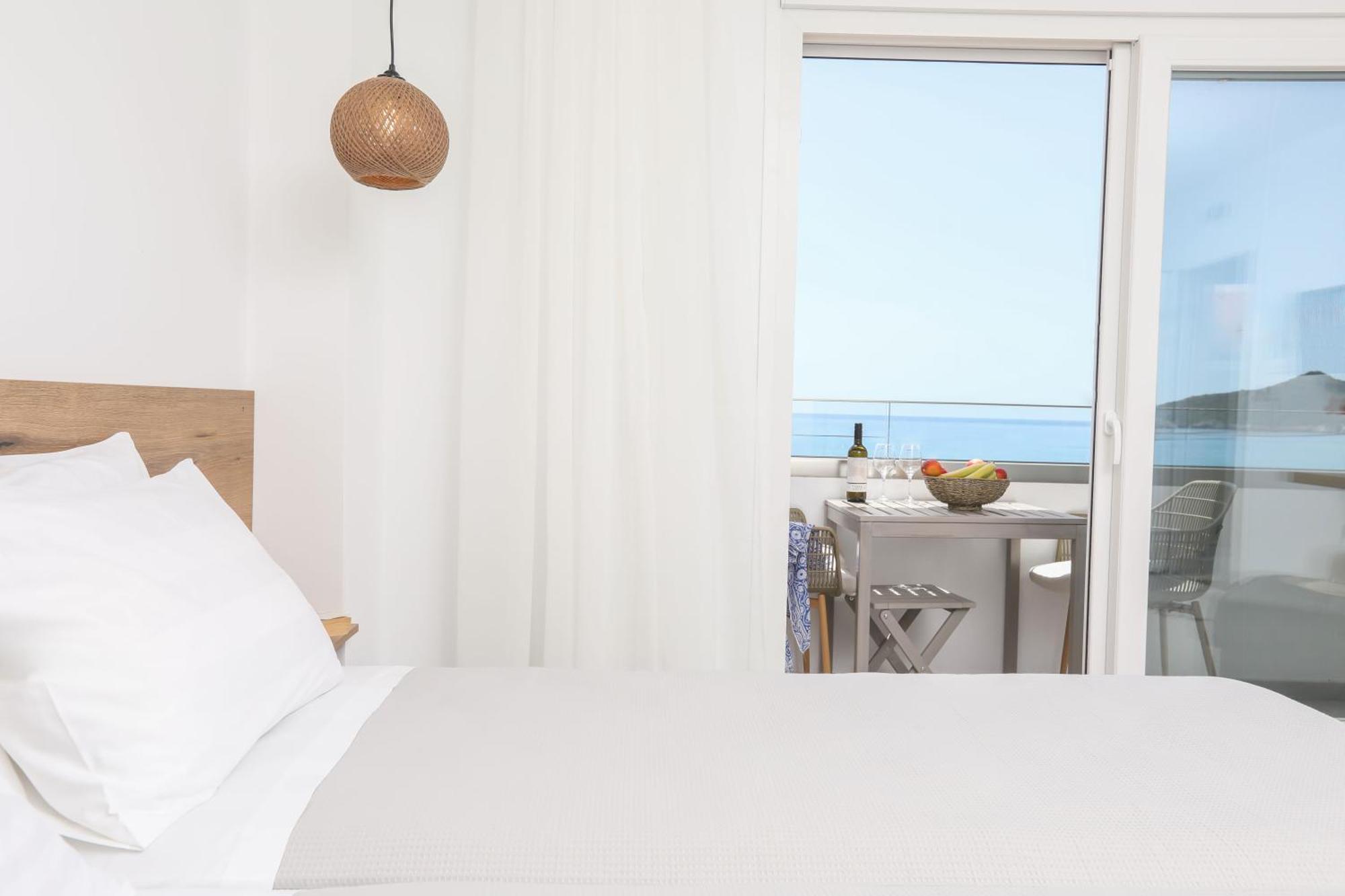 Magdachris Luxury Rooms Agios Georgios Pagon Exterior foto